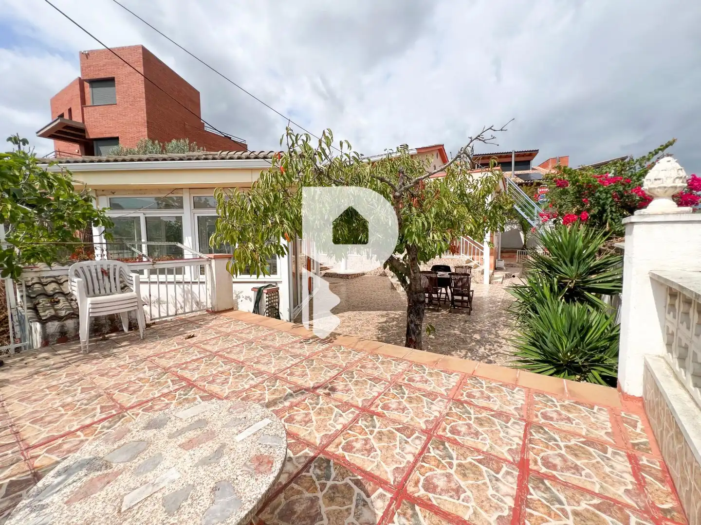 Terraza de Casa o chalet en venta en Sant Boi de Llobregat con Calefacción, Jardín privado y Terraza