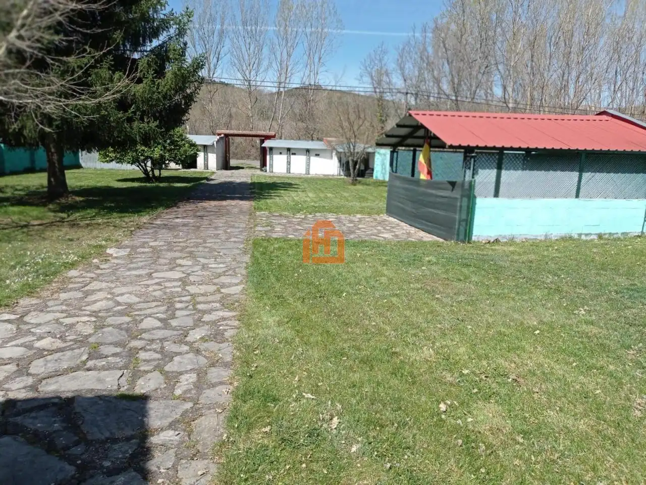 Parking de Casa o chalet en venta en Cuadros con Jardín privado, Trastero y Amueblado