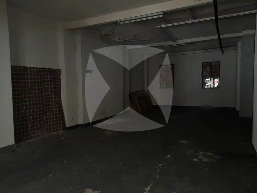 Local comercial en venda a Calle Antonio Reyes Huertas, imagen 6