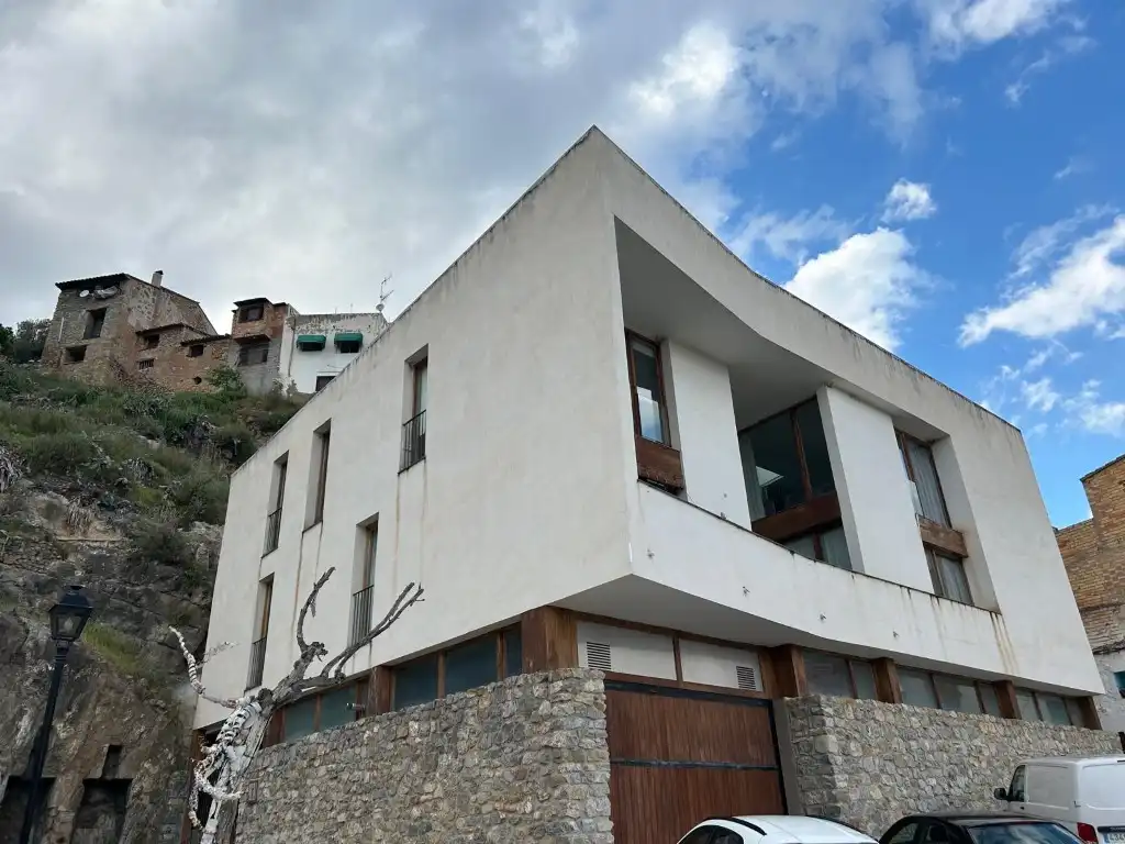 Vista exterior de Local en venta en Jérica