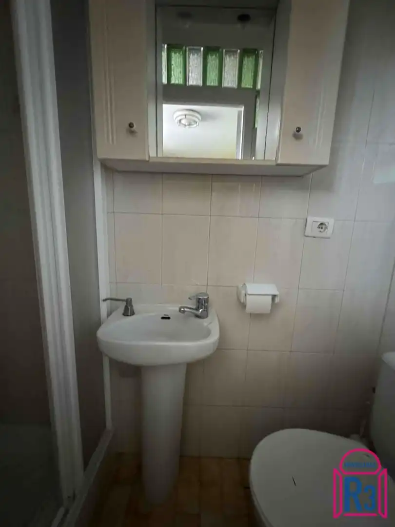 Baño de Casa o chalet en venta en San Andrés del Rabanedo con Calefacción y Piscina