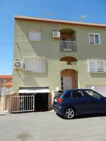 Casa adosada en Venta en C/ Miguel Lopez Bravo, s/n en Yepes