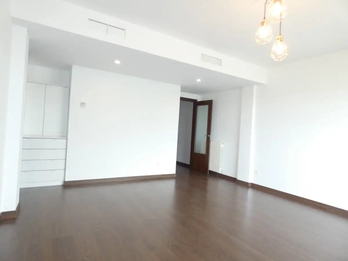 Piso con balcón en venta en Pinseque, imagen 7