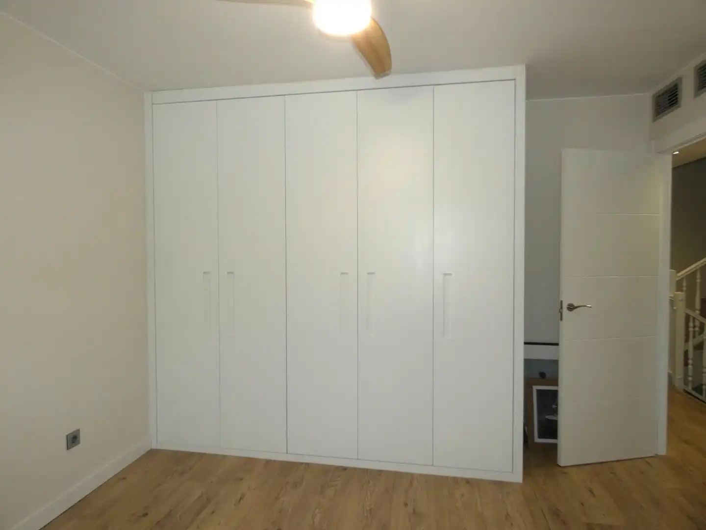 Bedroom of Detached homes for sale in Utebo  with Air Conditioner, Heating and Private garden