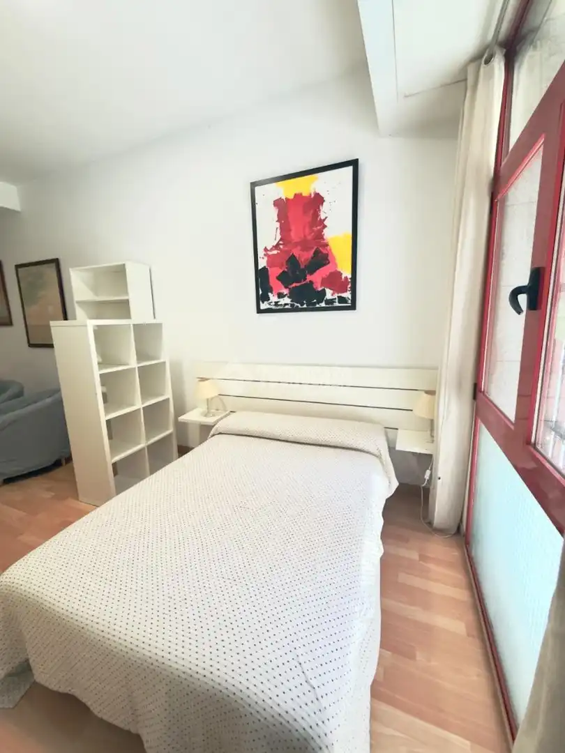Habitación de Estudio de alquiler en Madrid