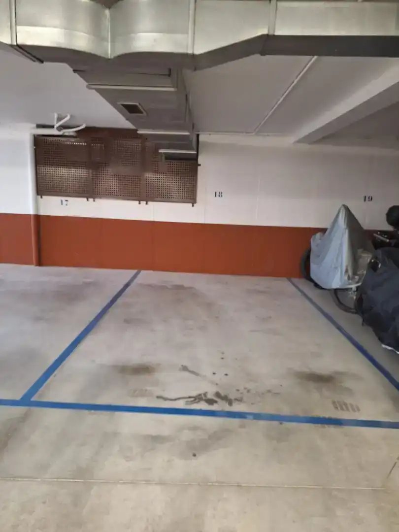 Parking of Flat for sale in Artajona  with Parquet flooring, Storage room and Oven