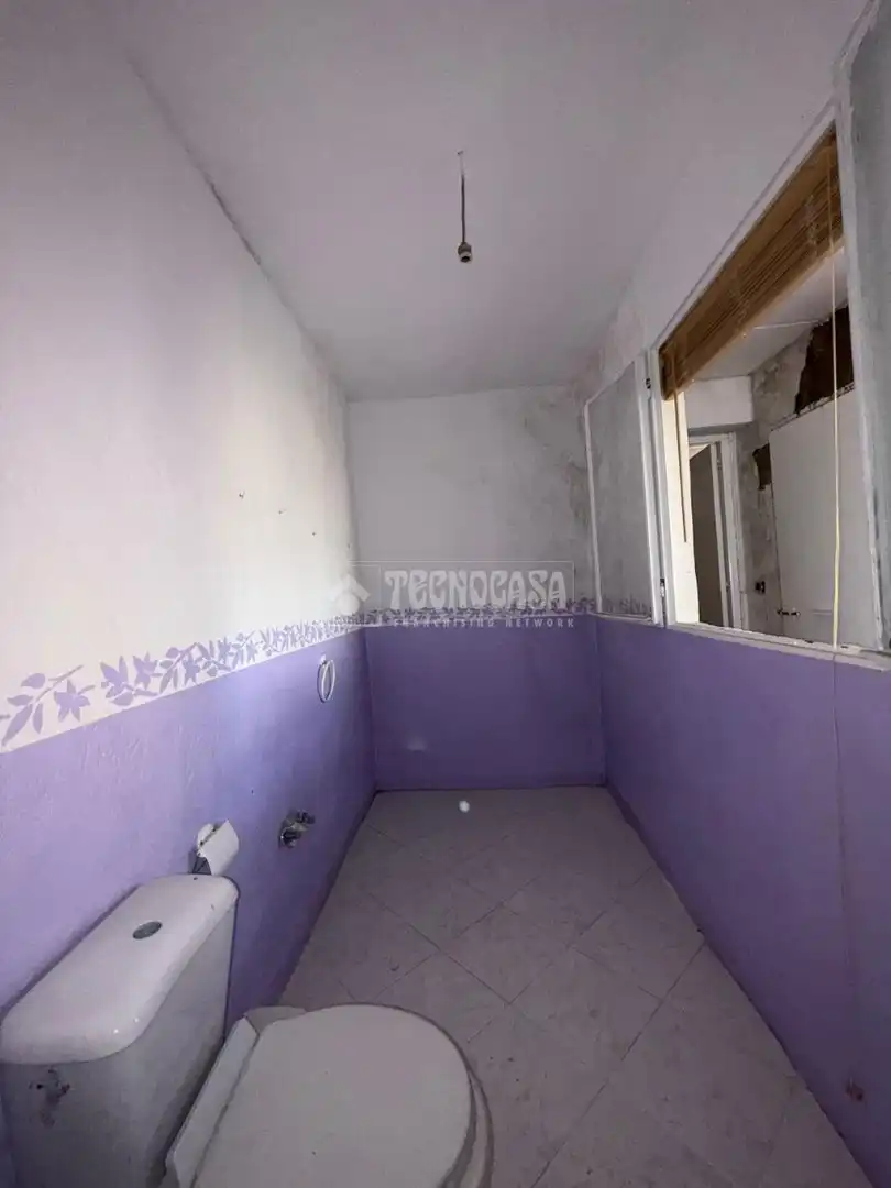 Bedroom of Houses for sale in Sevilla  with Terrace and Balcony