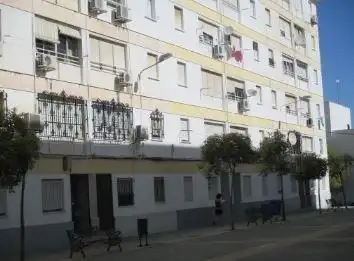 Piso con ascensor en venta en El Carmen - Cardeñas