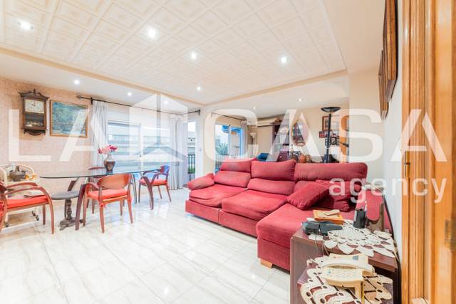 Piso en Venta en Carrer de Albalat dels Tarongers en La Carrasca