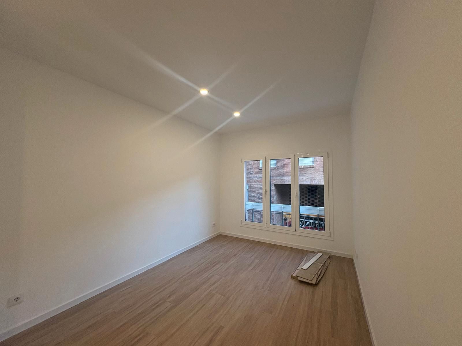 Habitación de Piso de alquiler en  Barcelona Capital con Horno