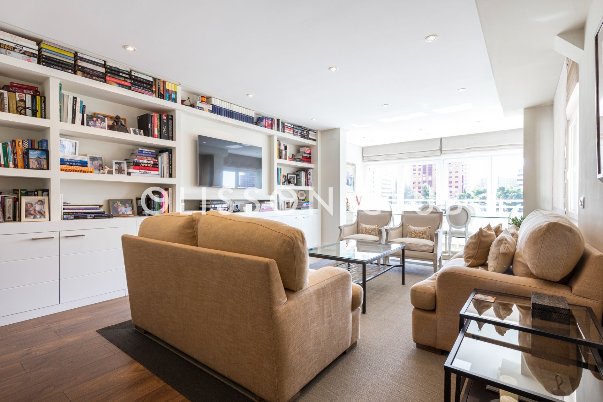 Living room of Flat for sale in  Madrid Capital  with Air Conditioner, Heating and Storage room