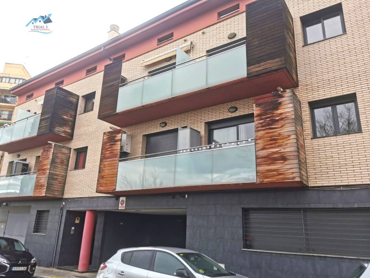 Vista exterior de Piso en venta en Rubí con Terraza