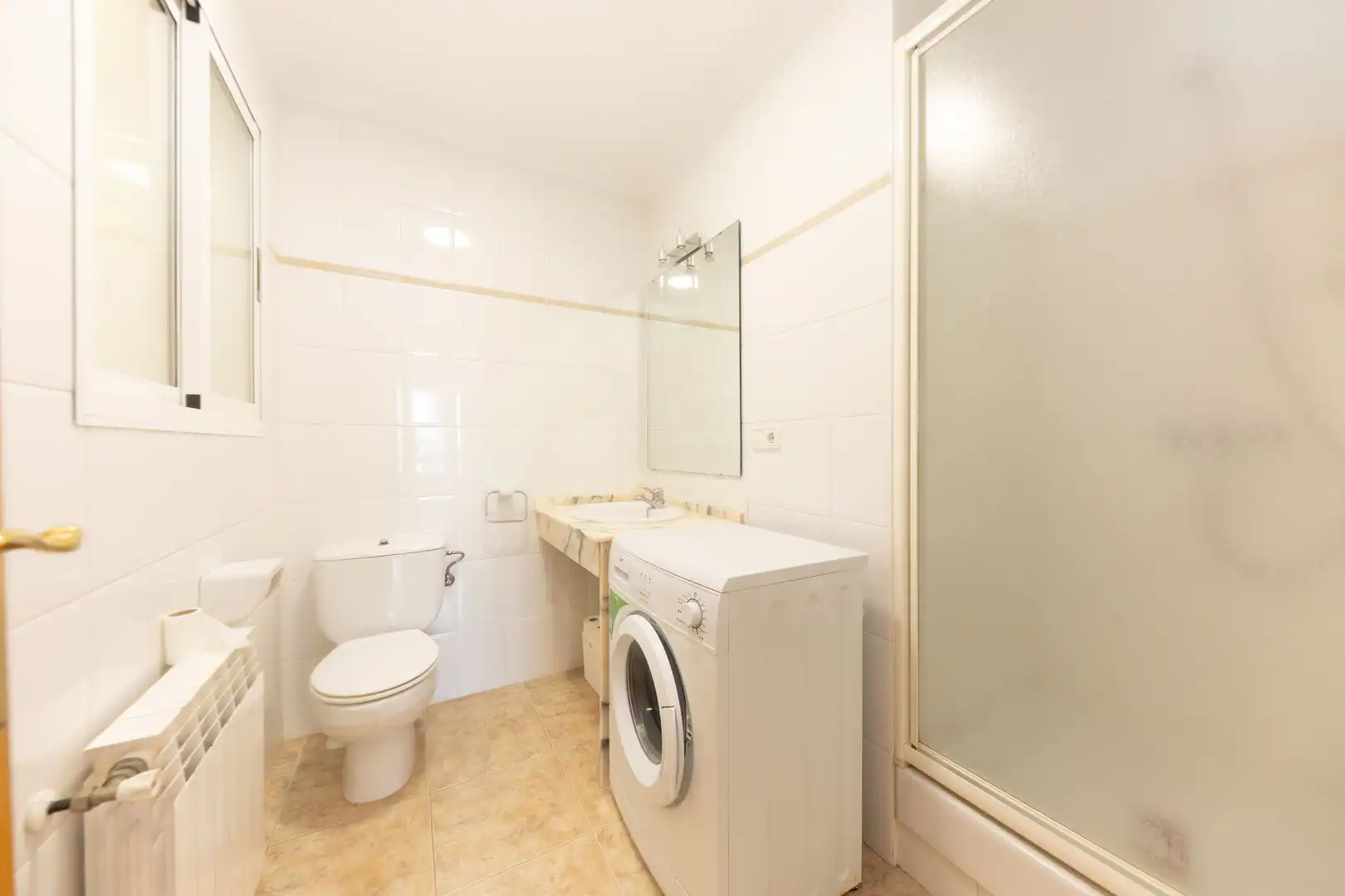 Bathroom of Buildings for sale in L'Ampolla