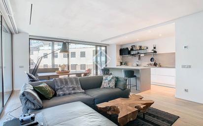 Living room of Flat for sale in  Madrid Capital  with Terrace