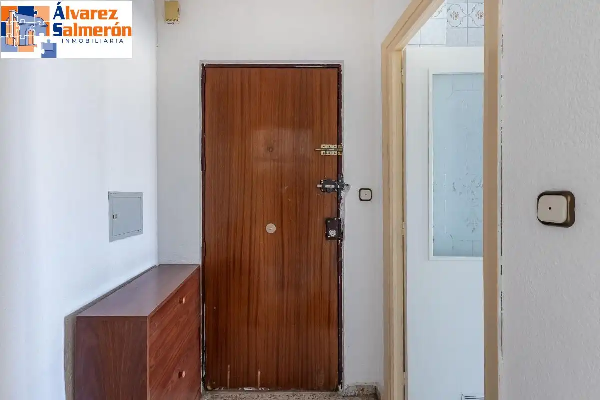 Flat for sale in Granada  with Air Conditioner, Heating and Terrace