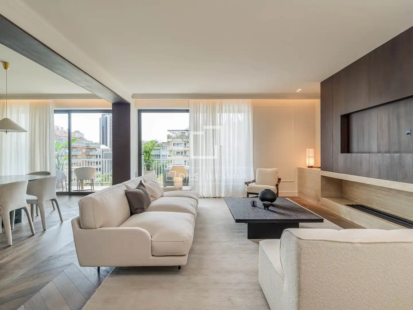 Sala de estar de Piso en venta en Barcelona con Aire acondicionado, Amueblado y Balcón