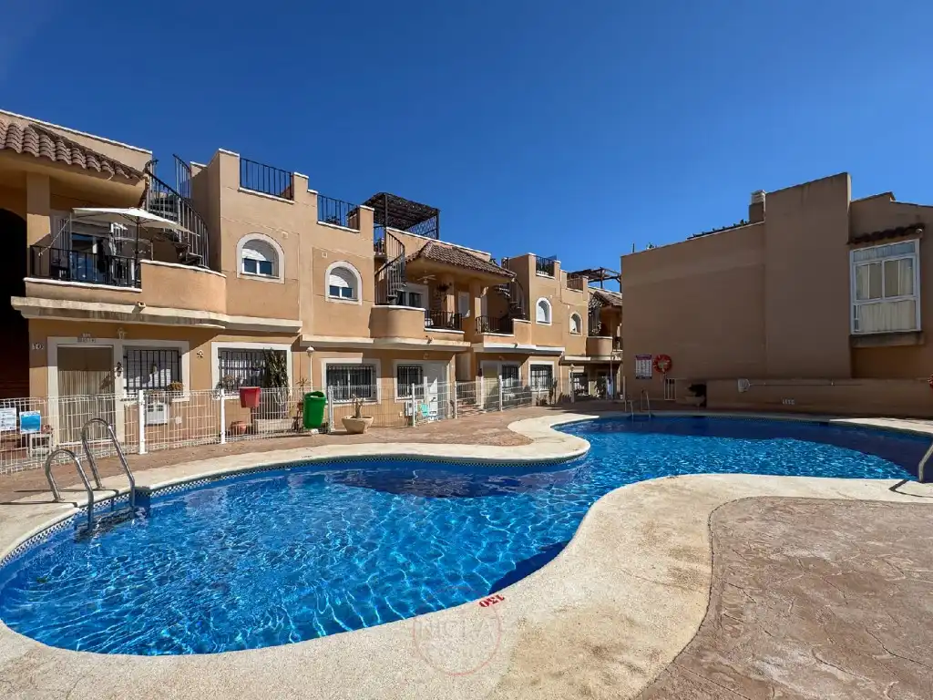 Vista exterior de Apartamento en venta en Cuevas del Almanzora con Aire acondicionado, Terraza y Amueblado