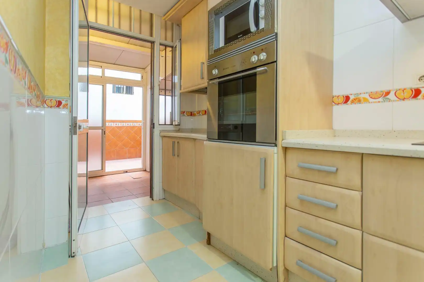 Kitchen of Flat for sale in Jerez de la Frontera  with Air Conditioner, Heating and Storage room