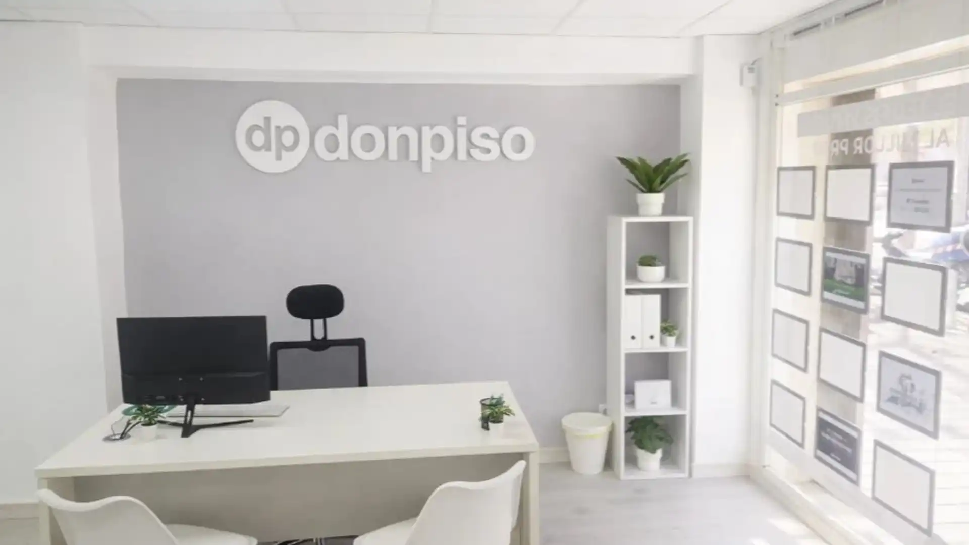 Premises for transfer in Viladecans  with Air Conditioner, Parquet flooring and Furnished