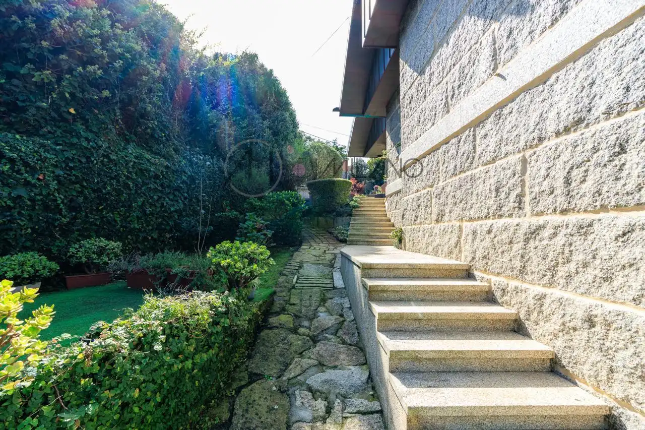 Jardín de Casa o chalet en venta en Nigrán con Calefacción, Jardín privado y Parquet