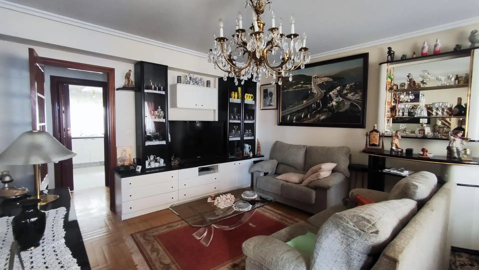 Sala de estar de Piso en venta en Vigo  con Calefacción, Trastero y Amueblado