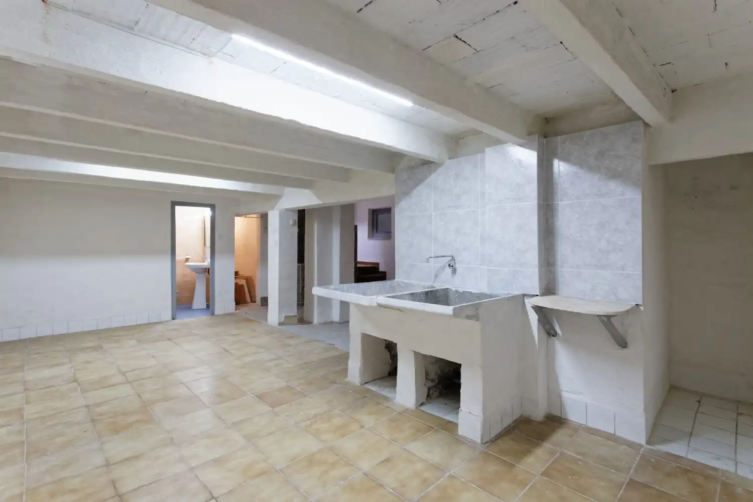 Casa adosada en venta en Terrassa con Terraza, Horno y Lavadora