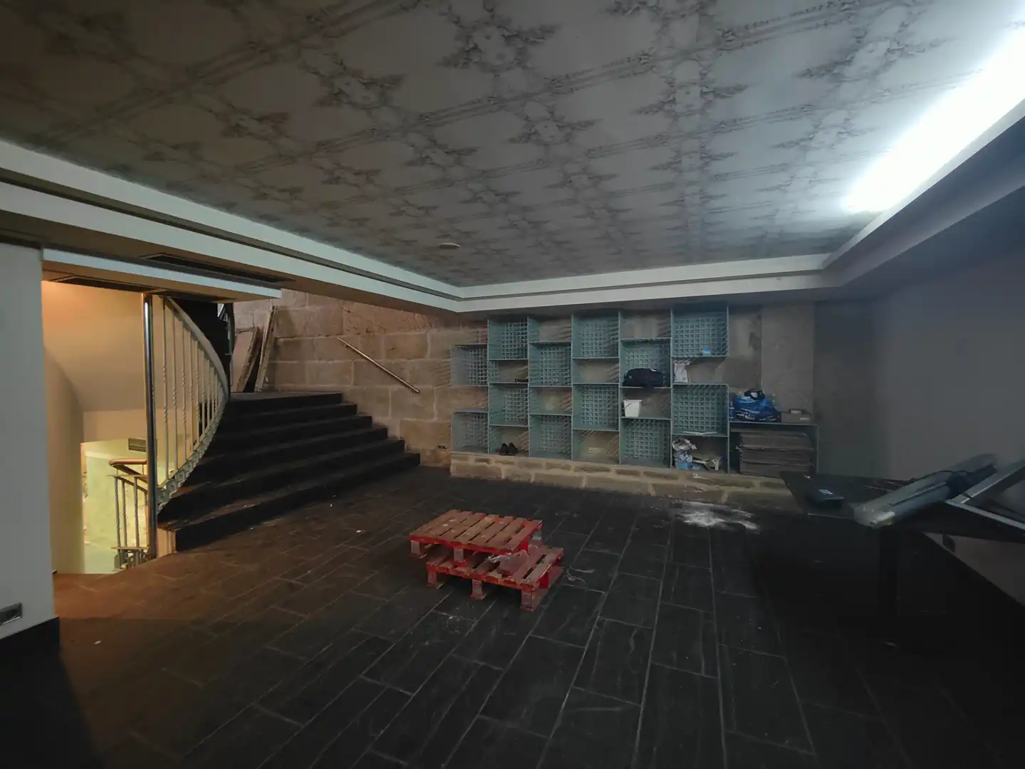 Commercial properties for rent in Vigo   with Air Conditioner