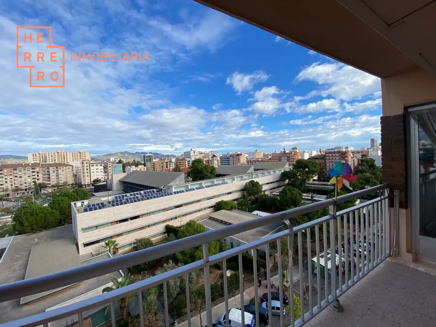 Piso con terraza en venta en Sur, imagen 3