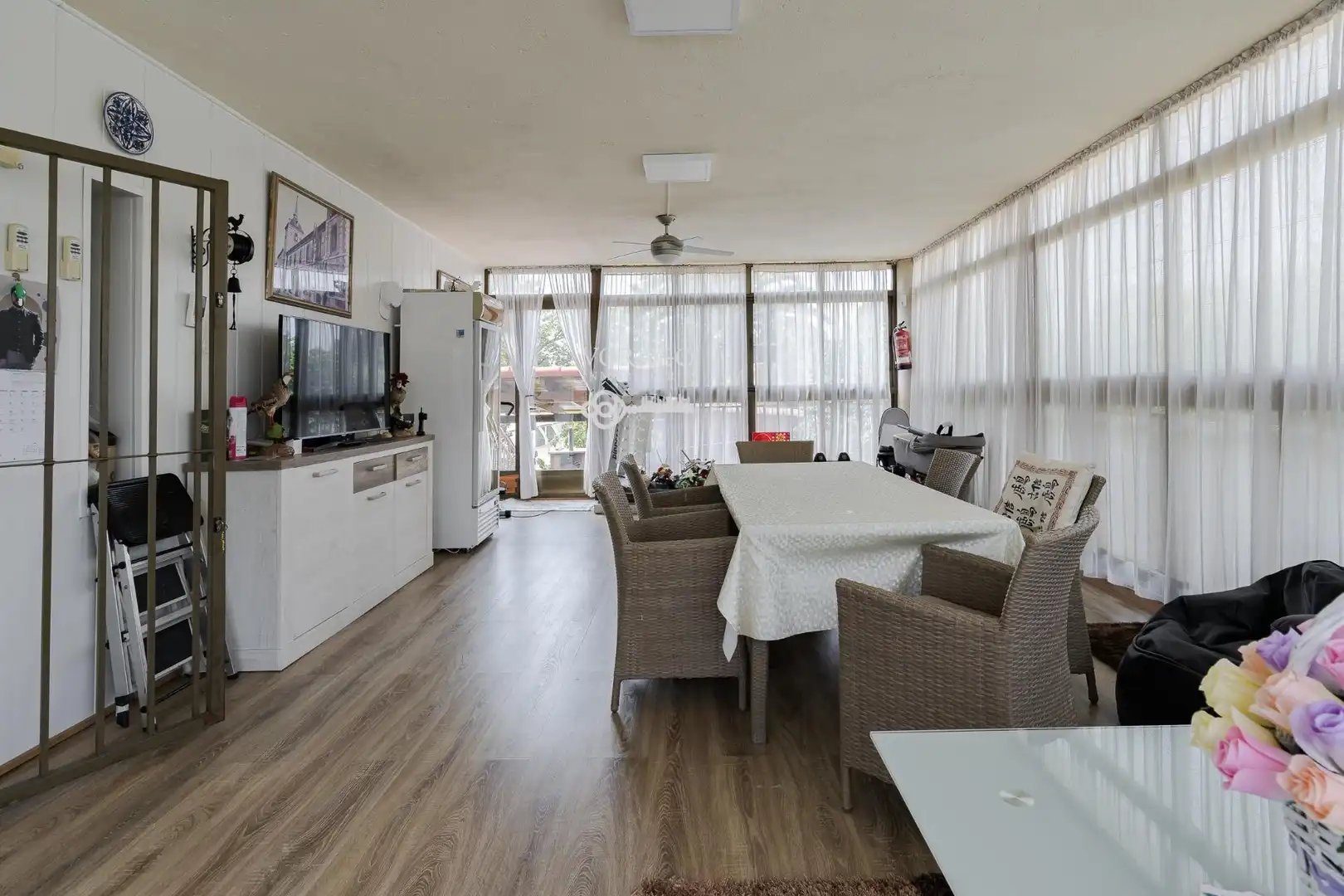 Sala de estar de Casa o chalet en venta en Villalbilla con Aire acondicionado, Piscina y Jacuzzi