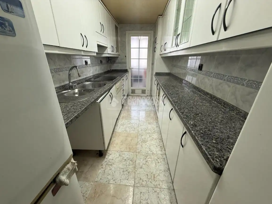 Cuina de Pis en venda en Madrid amb Calefacció i Terrassa
