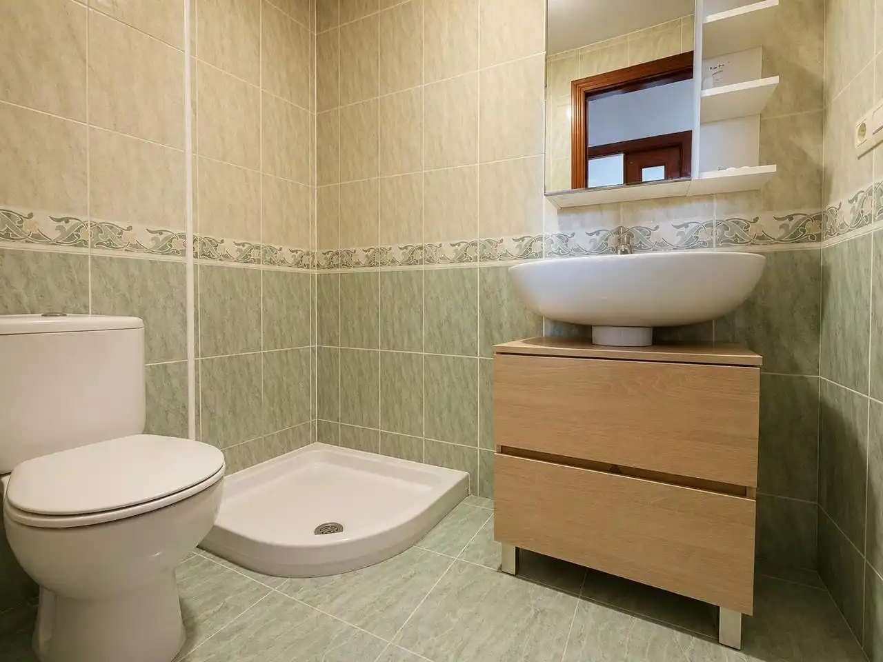 Bathroom of Attic for sale in Culleredo  with Heating, Parquet flooring and Storage room