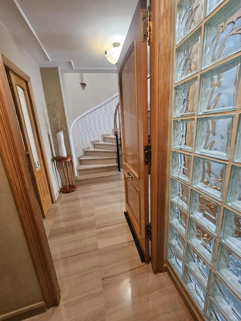 Houses for sale in Sueca  with Air Conditioner, Terrace and Storage room