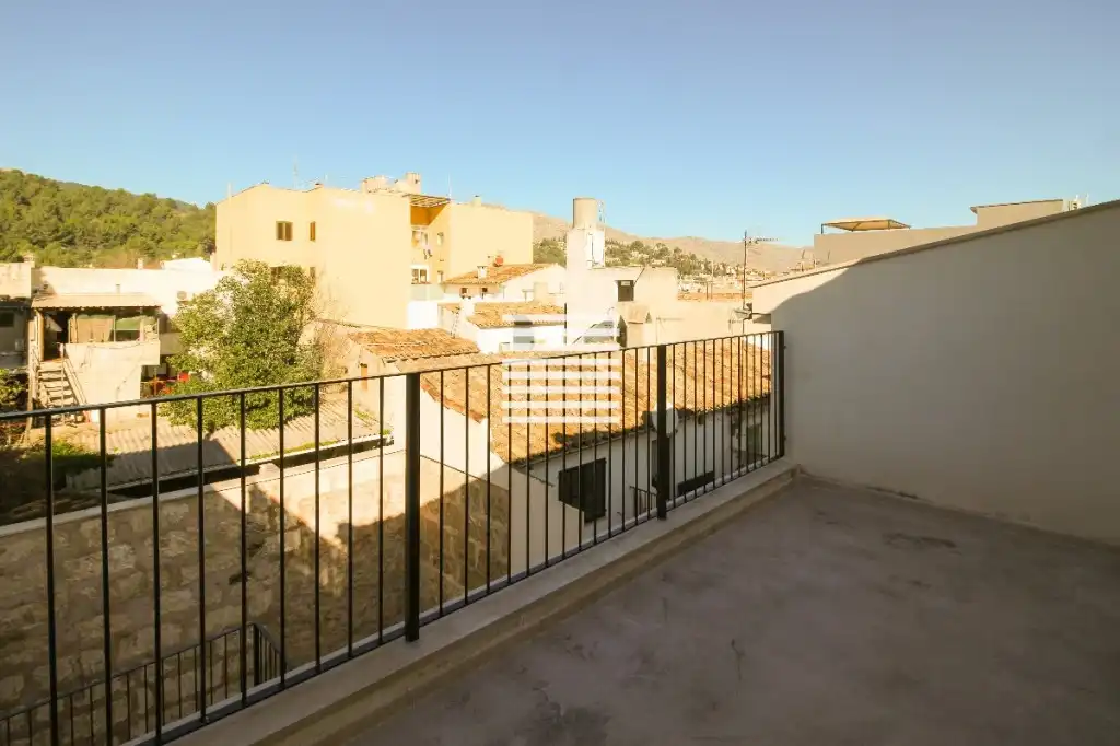Terrasse von Einfamilien-Reihenhaus zum Verkauf in Pollença mit Klimaanlage, Terrasse und Schwimmbad