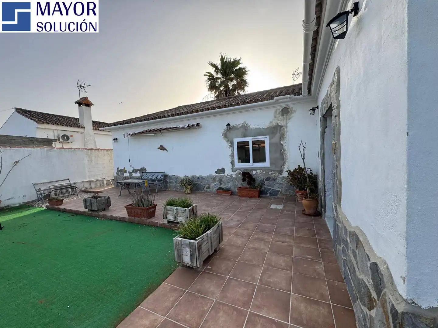 Vista exterior de Casa o chalet en venta en Chiclana de la Frontera con Jardín privado, Terraza y Piscina