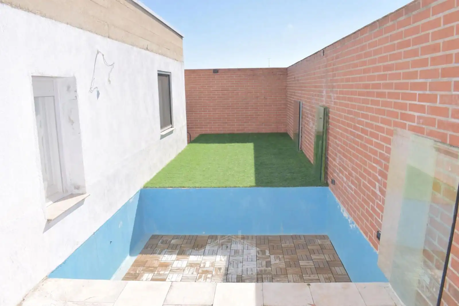 Piscina de Ático en venta en Santa Marta de Tormes con Calefacción, Terraza y Piscina