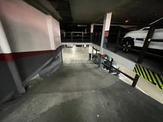 Garaje en Venta en N/A en Centro