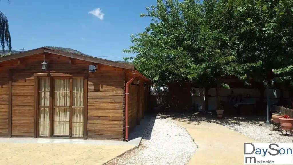 Exterior view of Houses for sale in Alcalá la Real  with Air Conditioner, Private garden and Terrace
