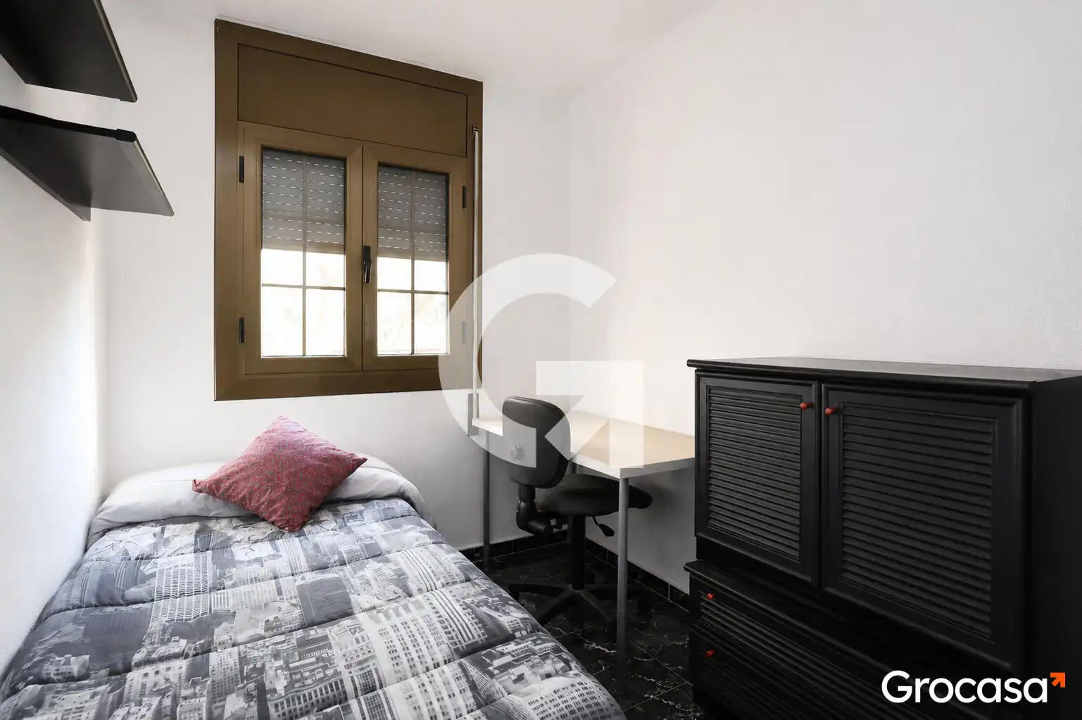 Schlafzimmer von Wohnung zum Verkauf in Sant Boi de Llobregat mit Klimaanlage