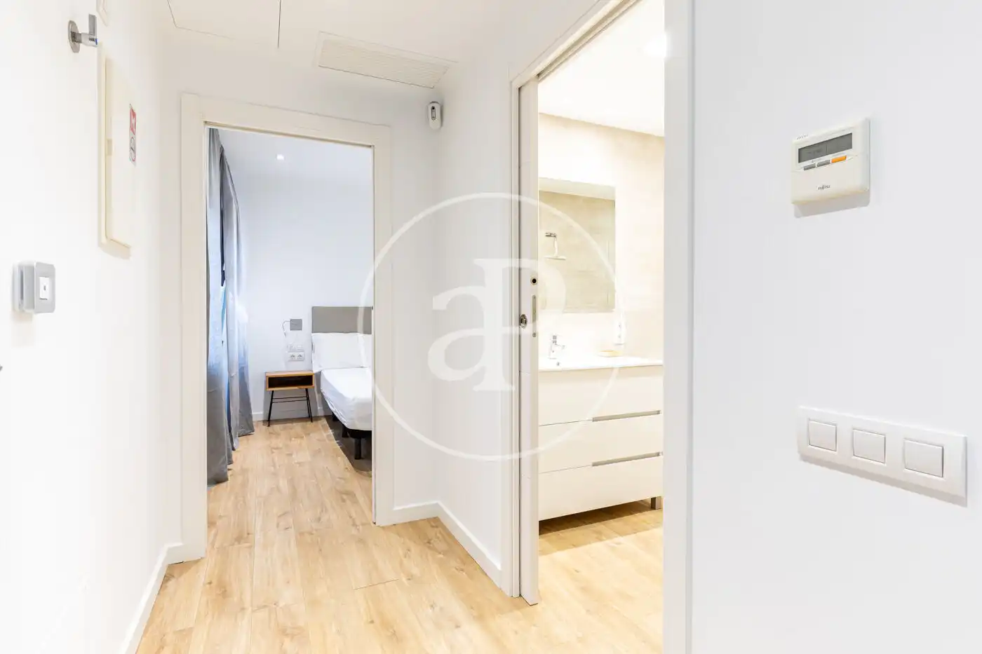 Wohnung zur Miete in Rubí mit Klimaanlage, Heizung und Möbliert