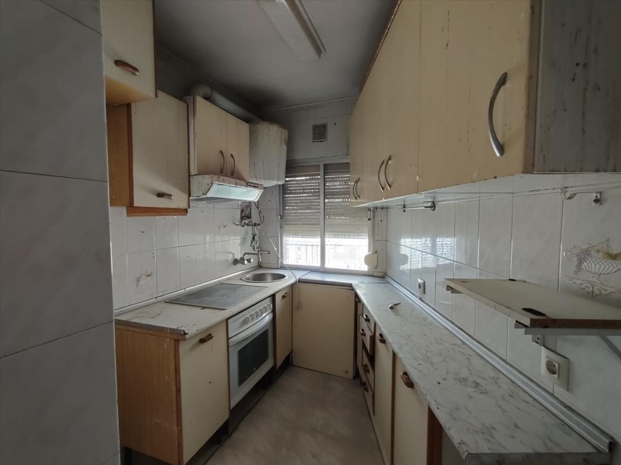 Flat for sale in Juan Jose Martinez Seco, Los Rosales