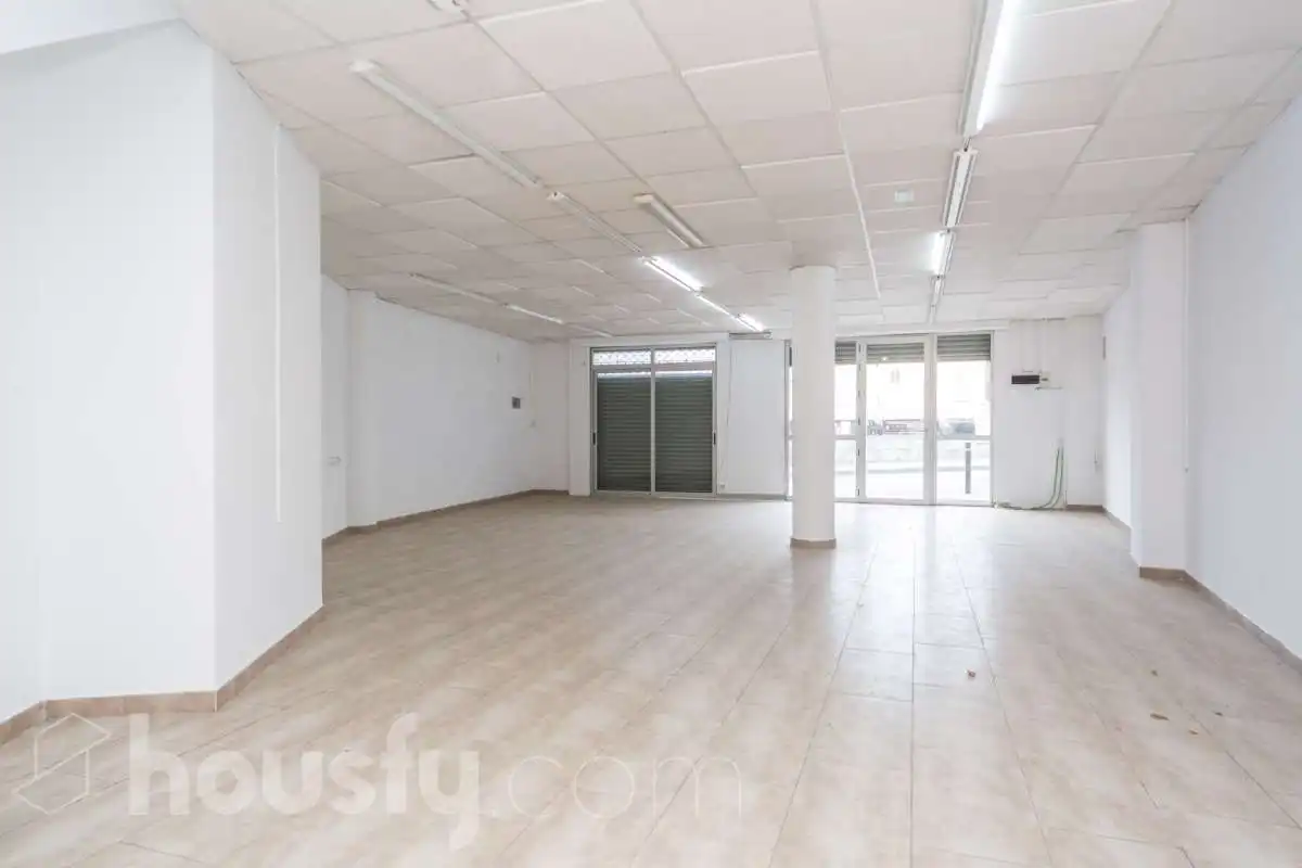 Commercial properties for sale in Passeig, Poble - Casc Antic
