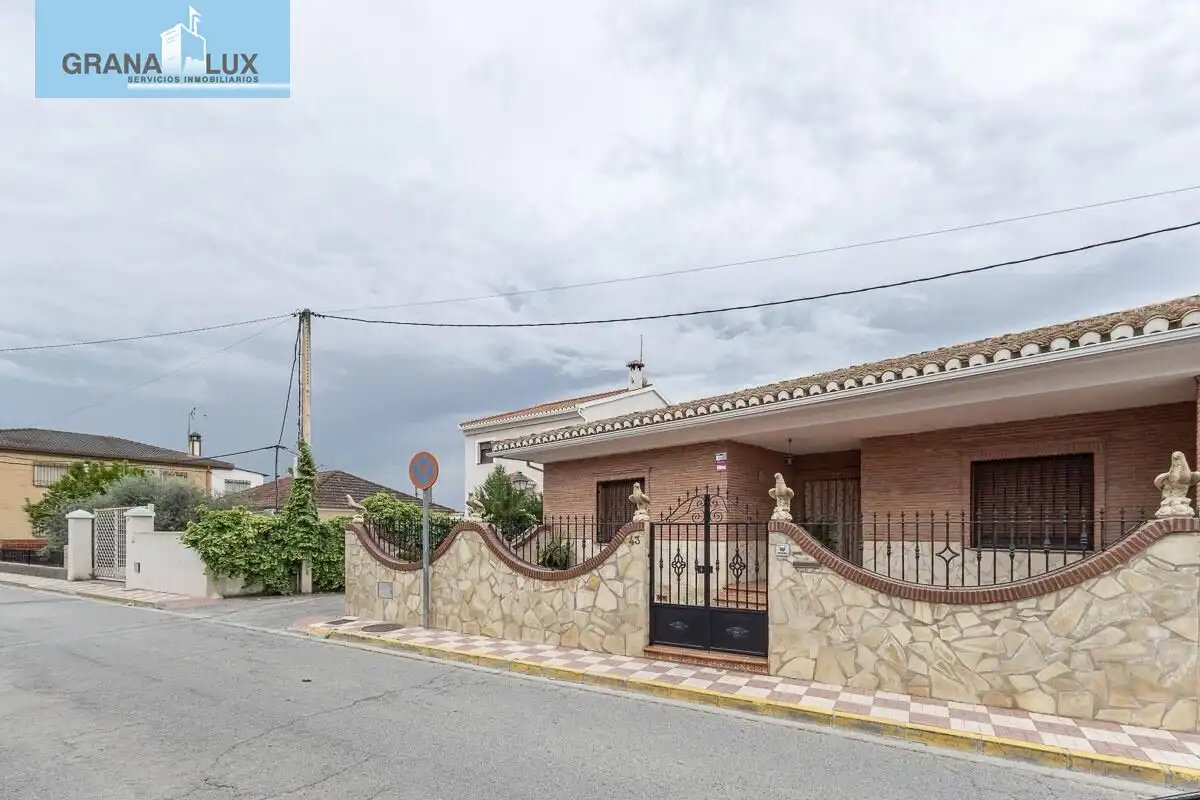 Chalet en venta en Calle de la Virgen del Rocío, imagen 45