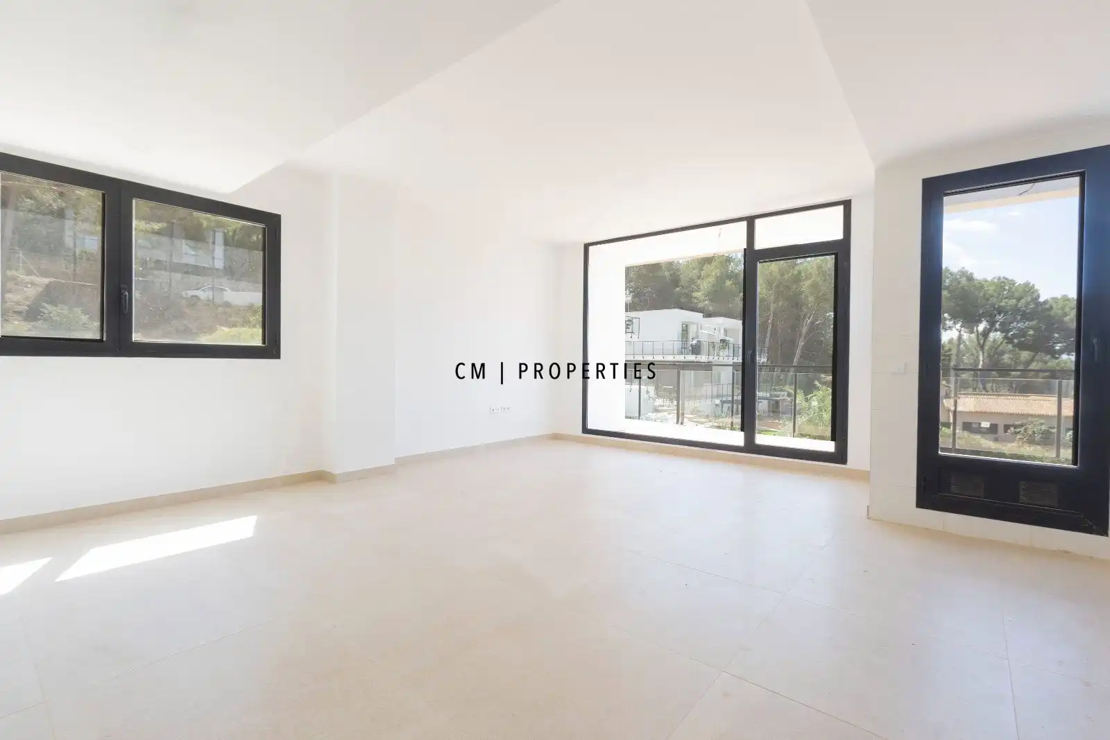 Vista exterior de Casa adosada en venta en Chiva con Aire acondicionado, Calefacción y Jardín privado