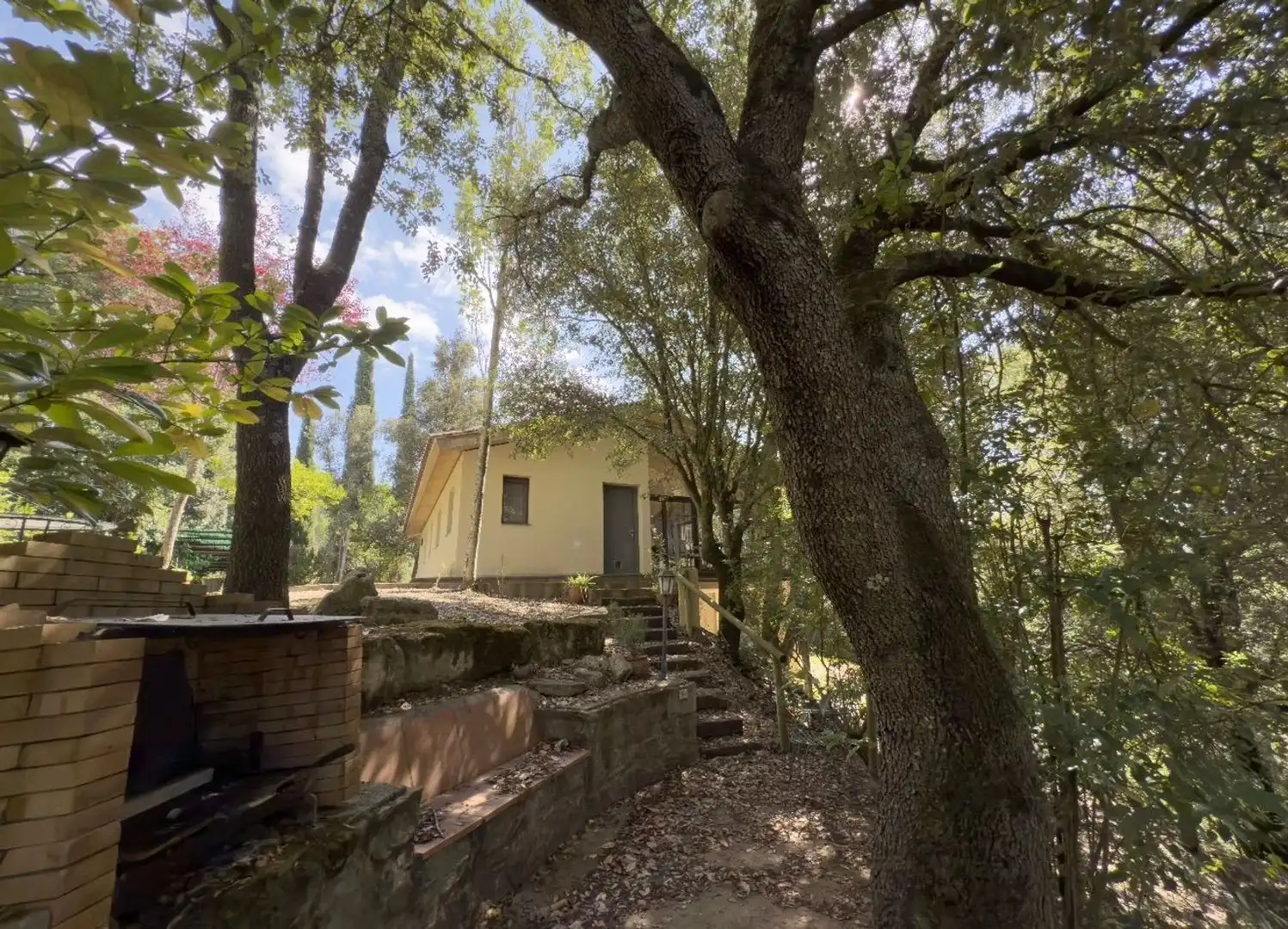 Jardí de Casa o xalet en venda en Sant Aniol de Finestres amb Aire condicionat, Calefacció i Jardí privat