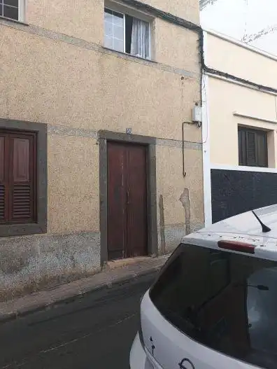 Vista exterior de Pis en venda en Arucas