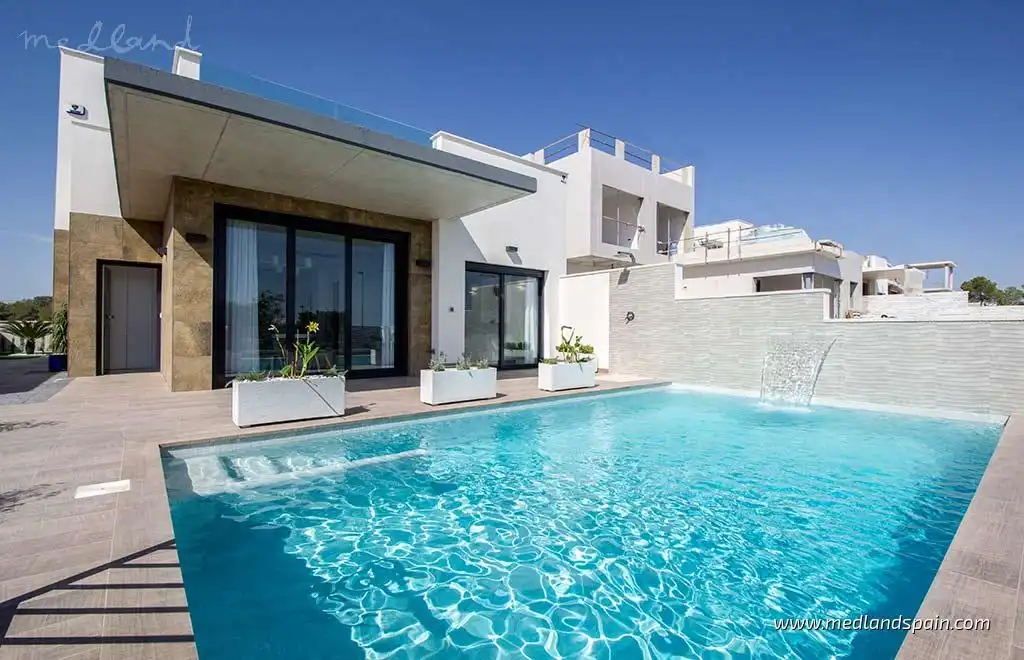 Villa avec piscine à vendre à San Miguel de Salinas