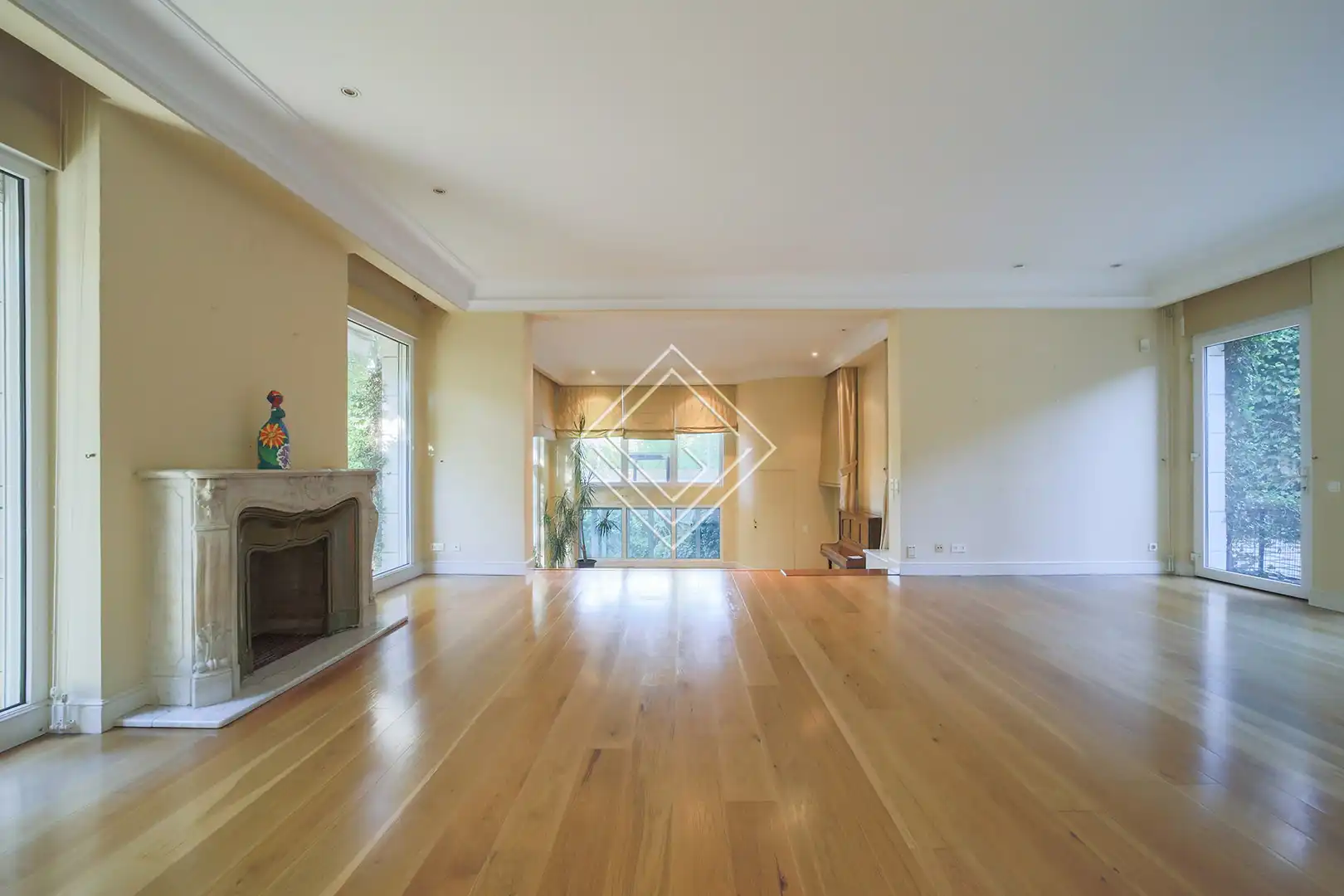Sala de estar de Casa o chalet en venta en Madrid con Aire acondicionado, Calefacción y Jardín privado