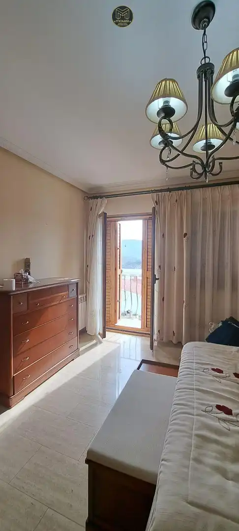 Dormitori de Casa o xalet en venda en Cárcheles amb Aire condicionat, Jardí privat i Terrassa