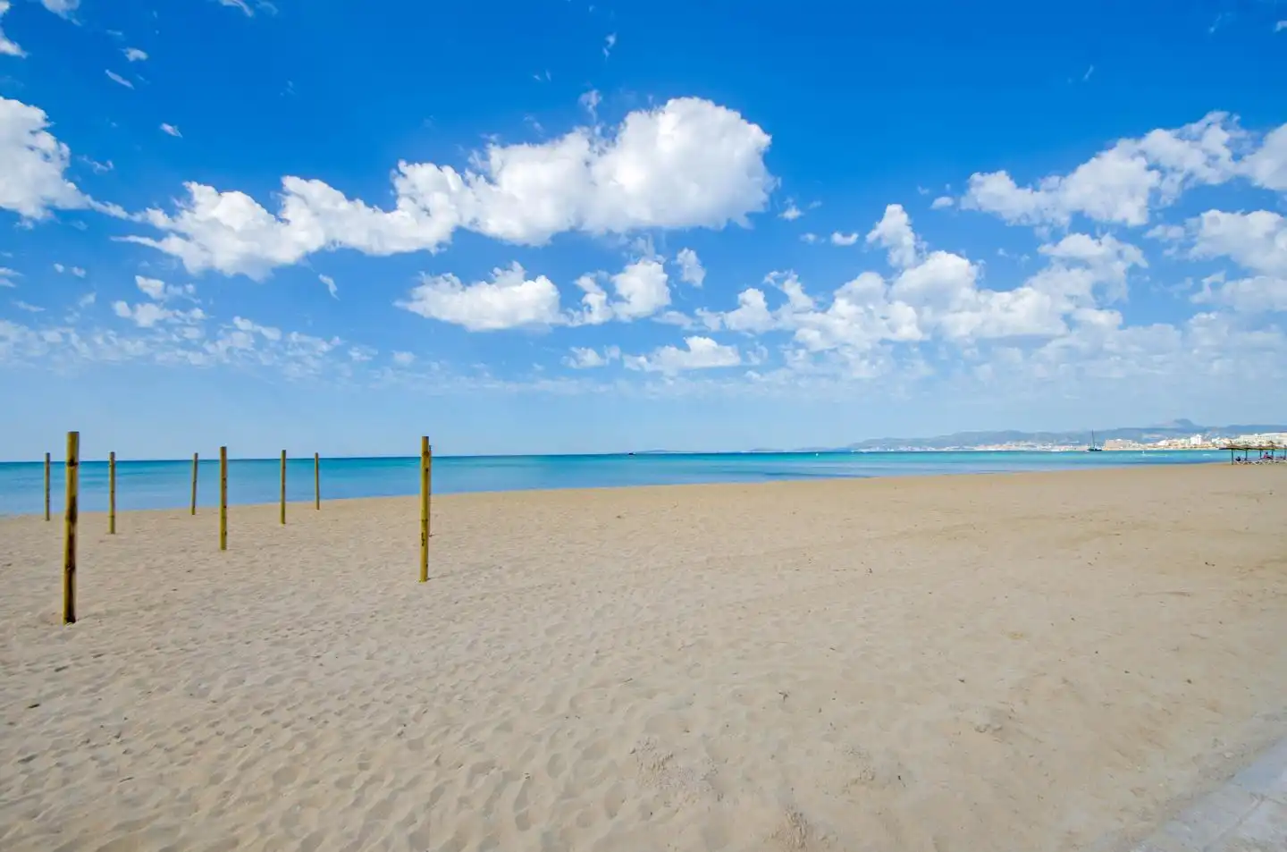 Außenansicht von Geschaftsraum zum Verkauf in  Palma de Mallorca mit Klimaanlage