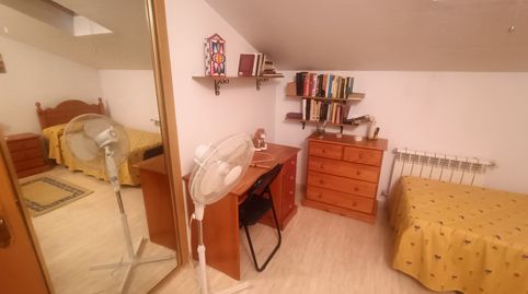 Foto 4 von Zimmer in Calle Zalacaín, San Fermín, Madrid Capital